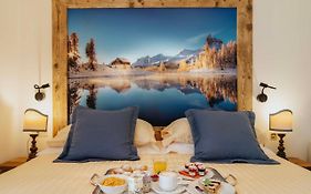 Hotel Panda Cortina 3*